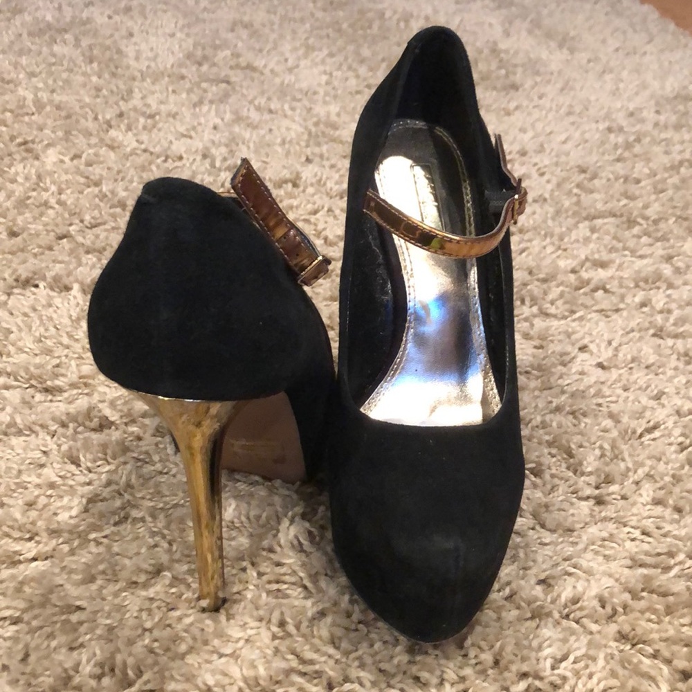 Mary Jane platform heels